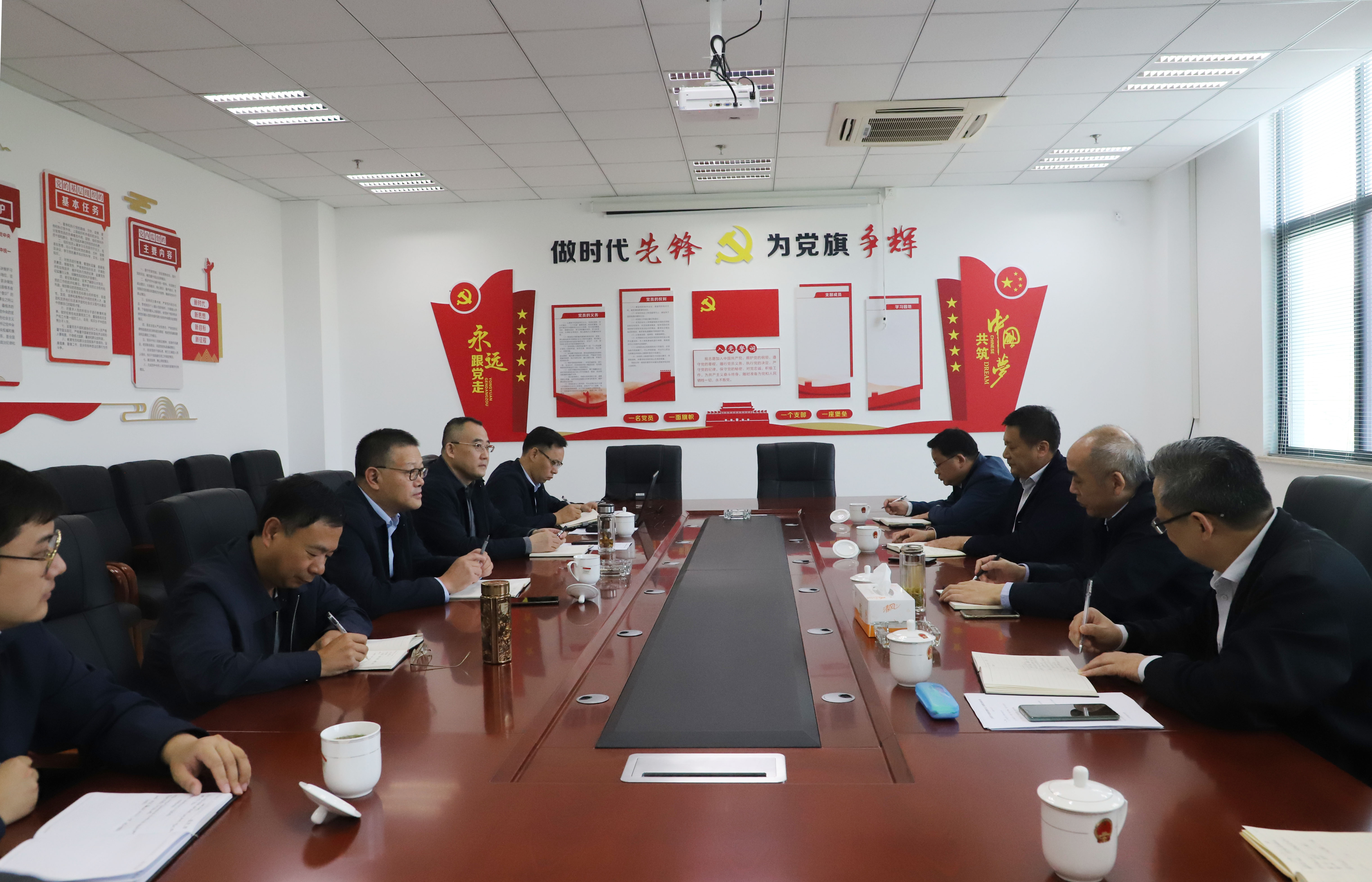 2024新澳门原料网大全62185