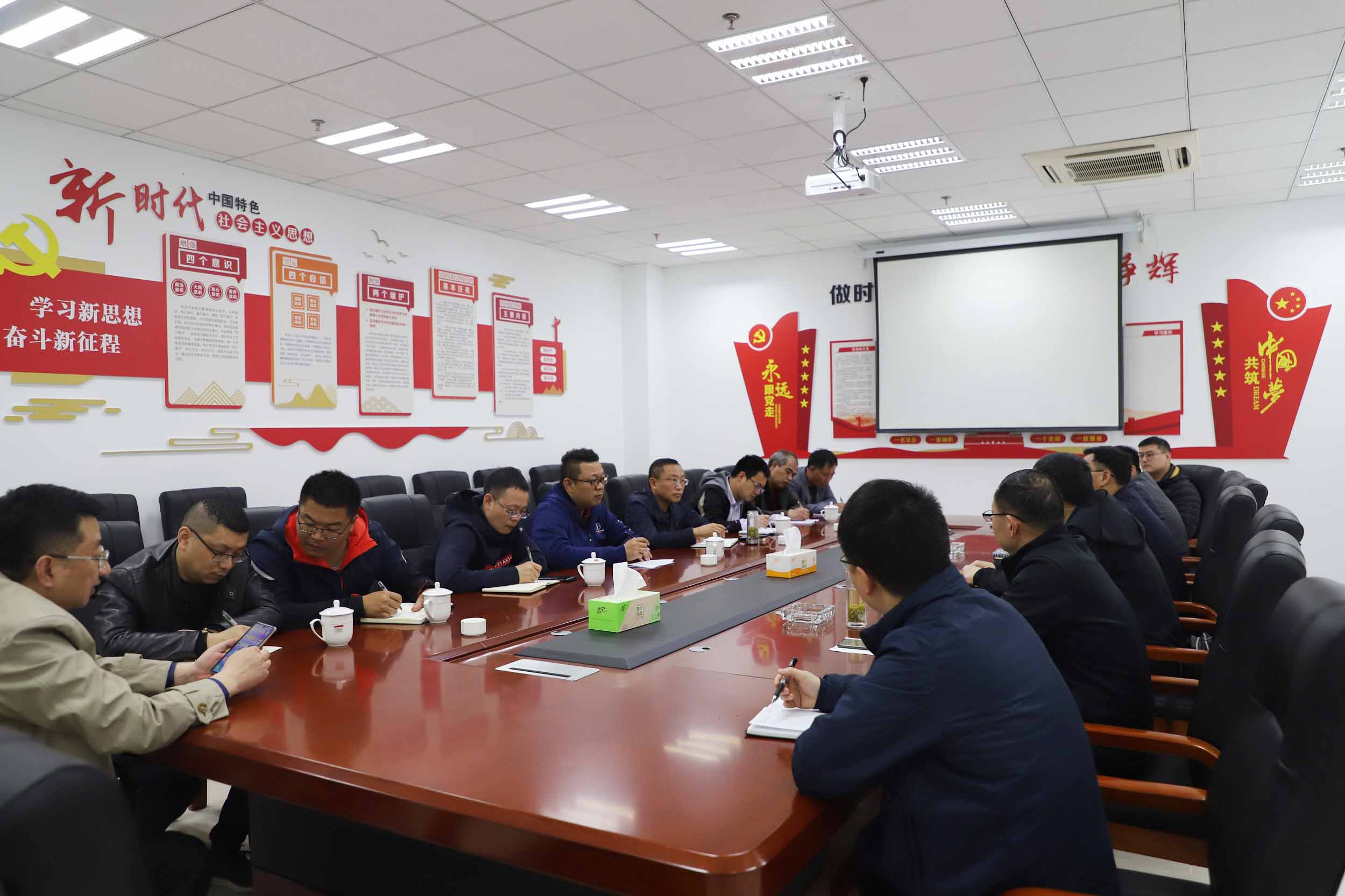 2024新澳门原料网大全62185